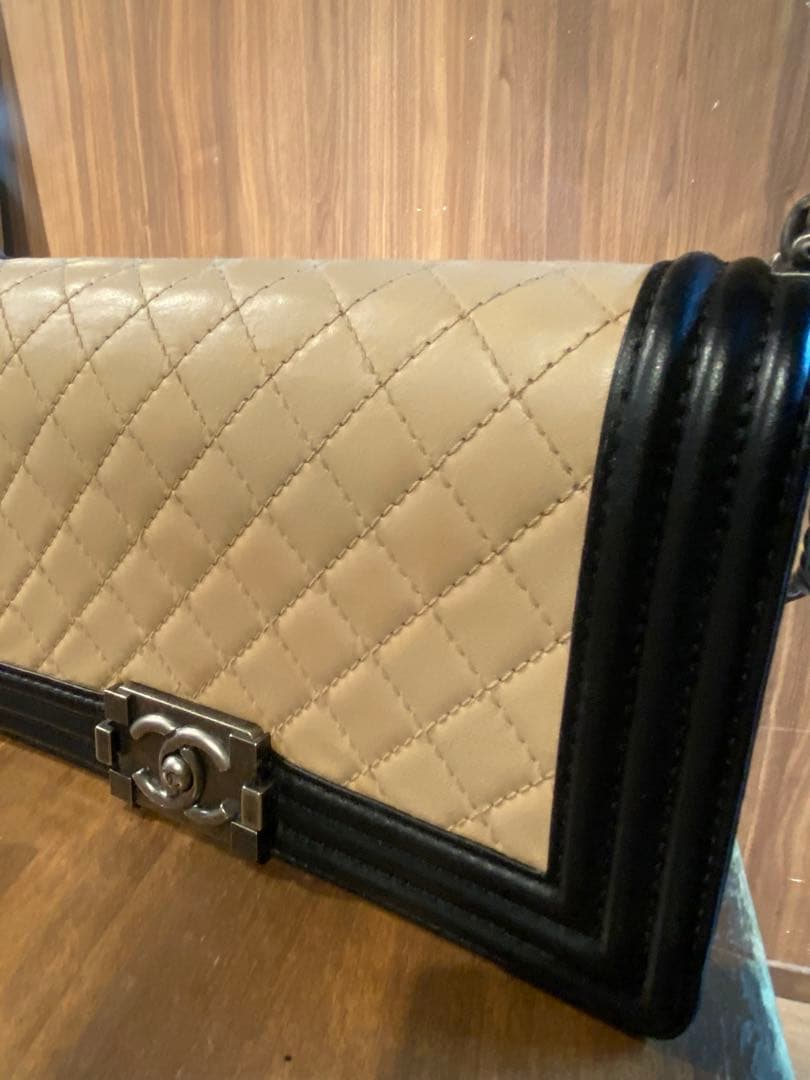 ♡*様 ボーイシャネル25 バイカラー チェーン ショルダーバッグ　ベージュ ラ