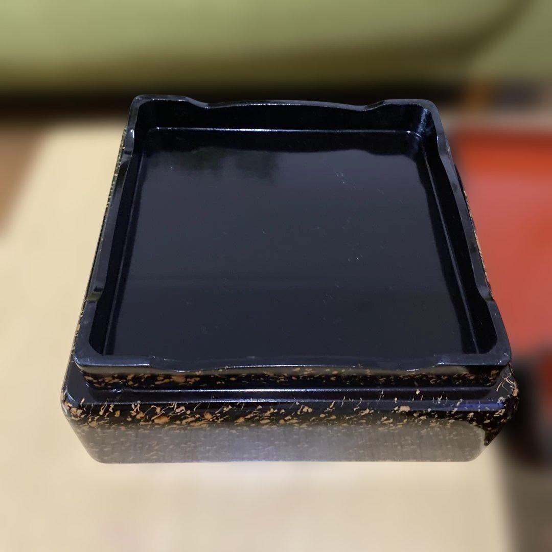 津軽塗　伊勢海老柄漆器二段重箱　レア物