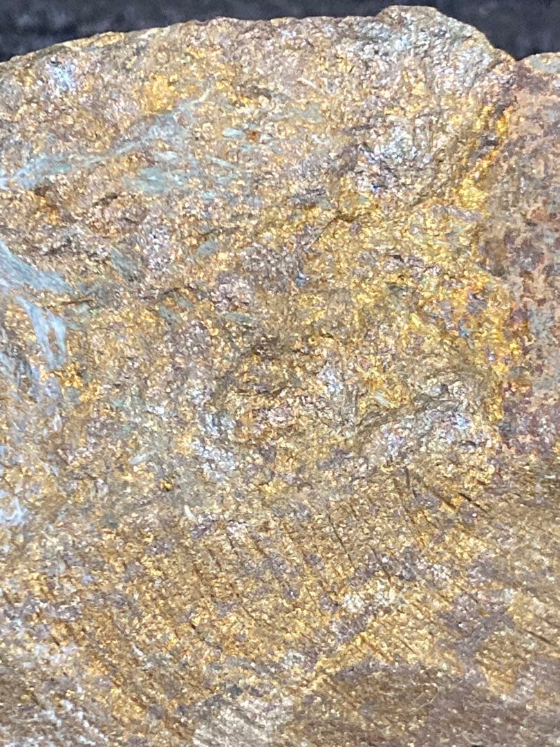 金鉱石　鉱物標本　鉱物