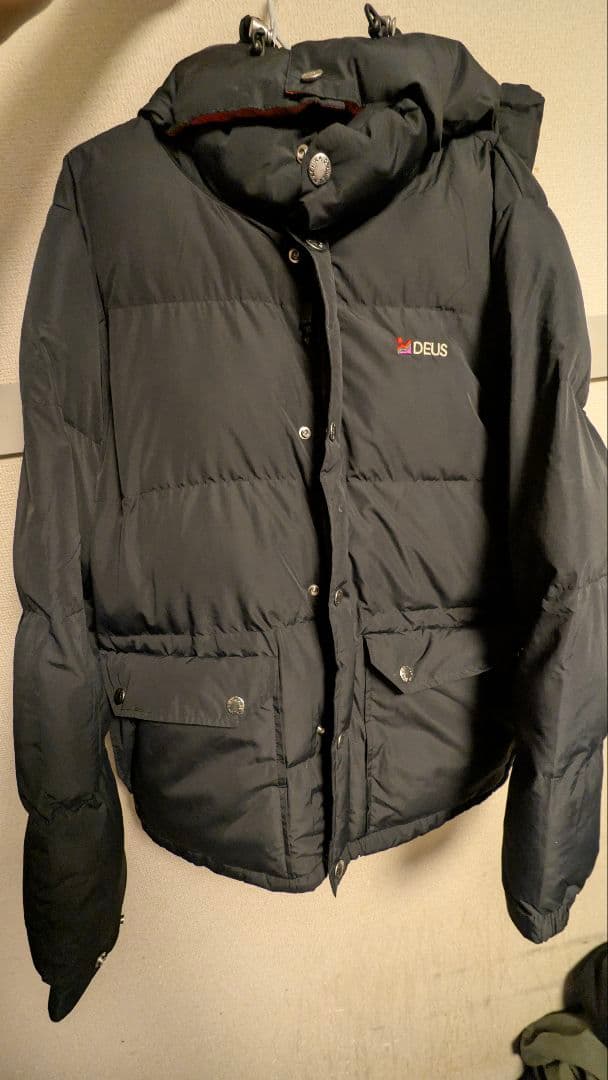 デウス・エクス・マキナ　SUMMIT PUFFER ジャケット 美品
