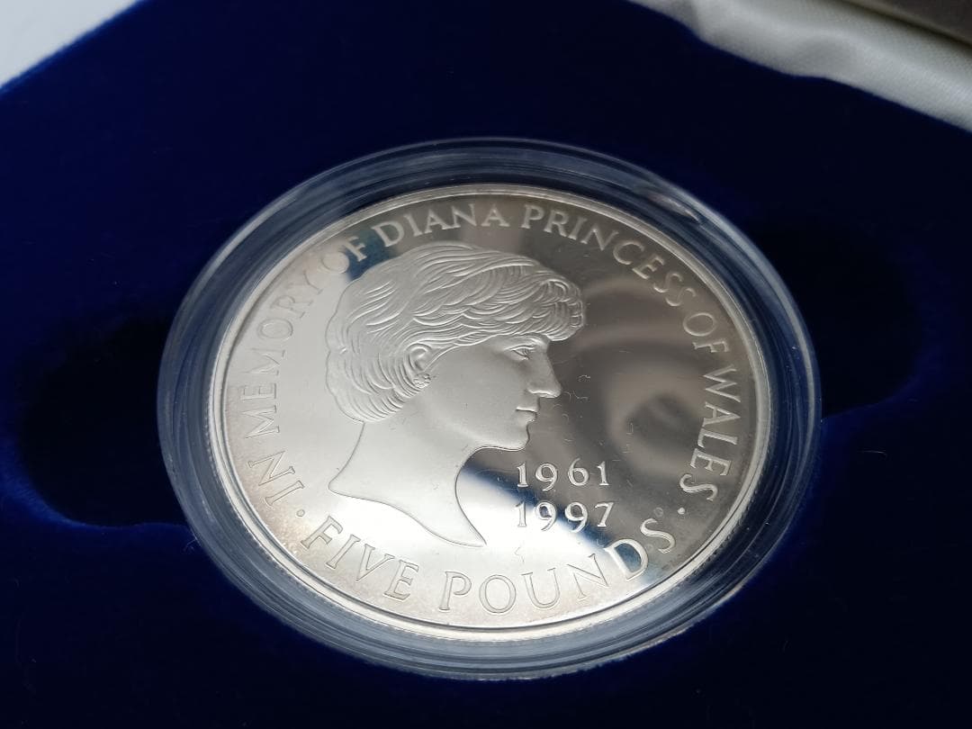 ダイアナ妃メモリアル Silver proof memorial coin