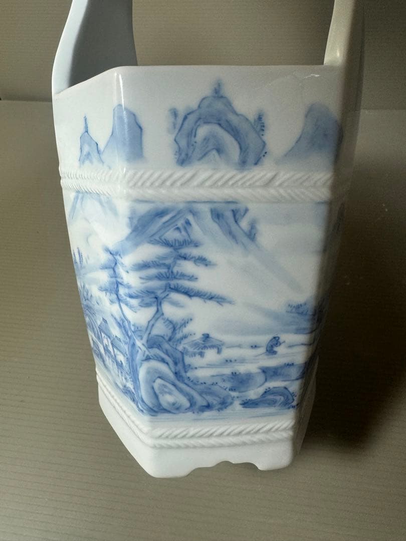 2567 平戸　弥治右衛門　染付山水　手桶　花器　未使用
