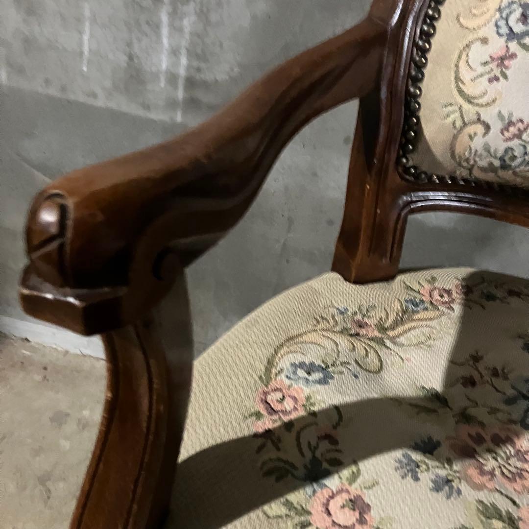 プチポワン アームチェア ゴブラン織り ロココ調 猫脚 ナポレオン 鋲打ち