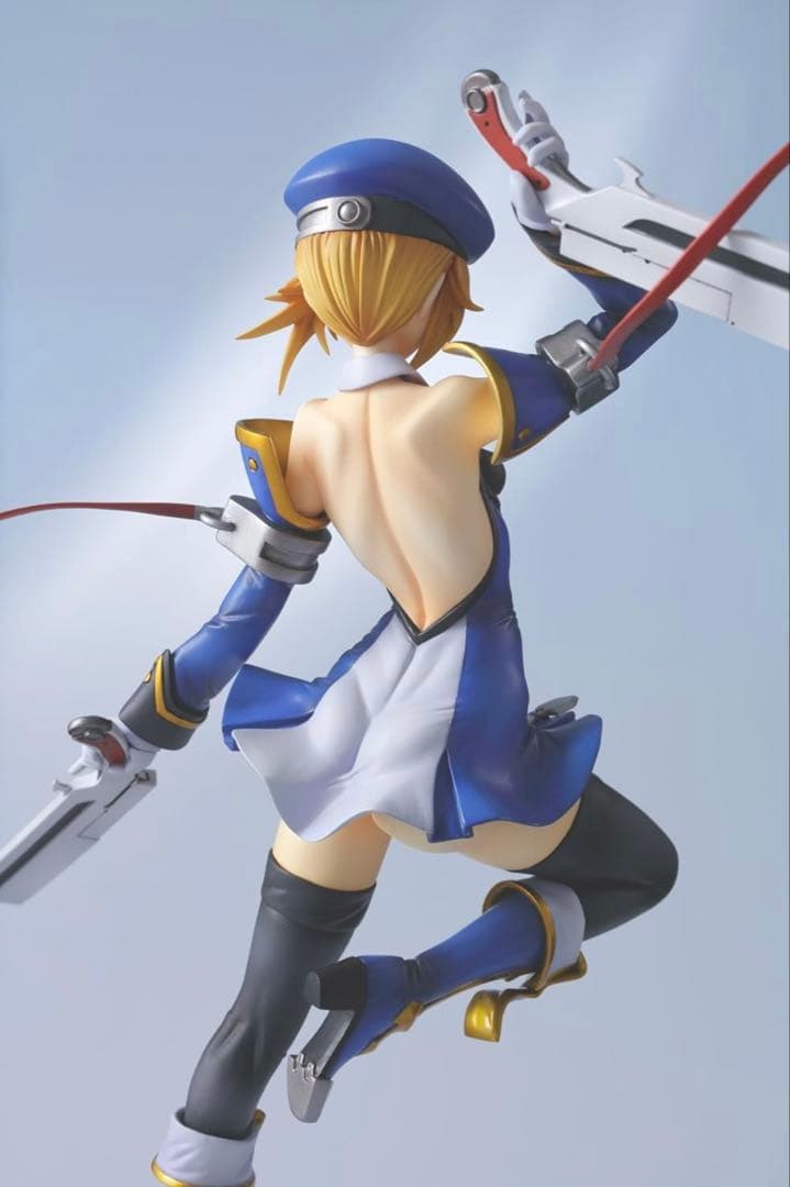 ノエル・ヴァーミリオン 旧衣装 フィギュア