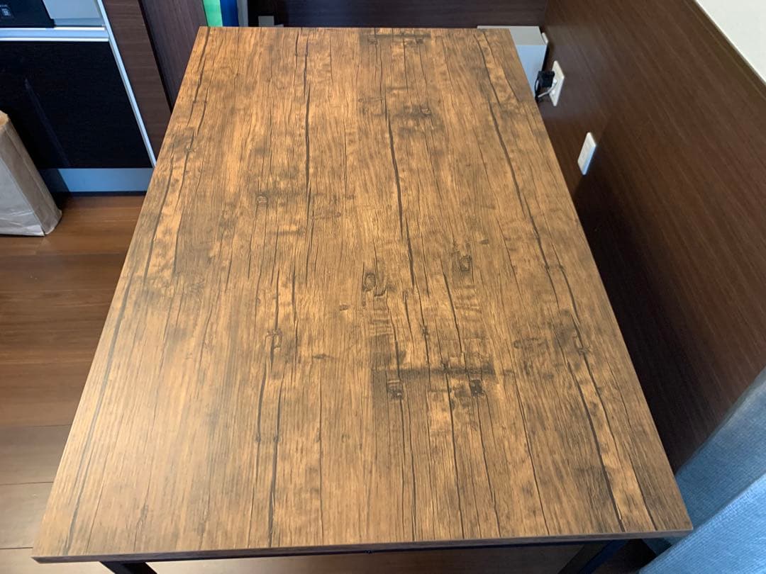 【相場より安いです！木目調、アンティーク風】ダイニングテーブル