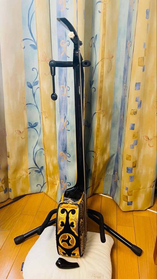 本皮 三線 美品！ケース+ウマ+バチ付き 沖縄三線