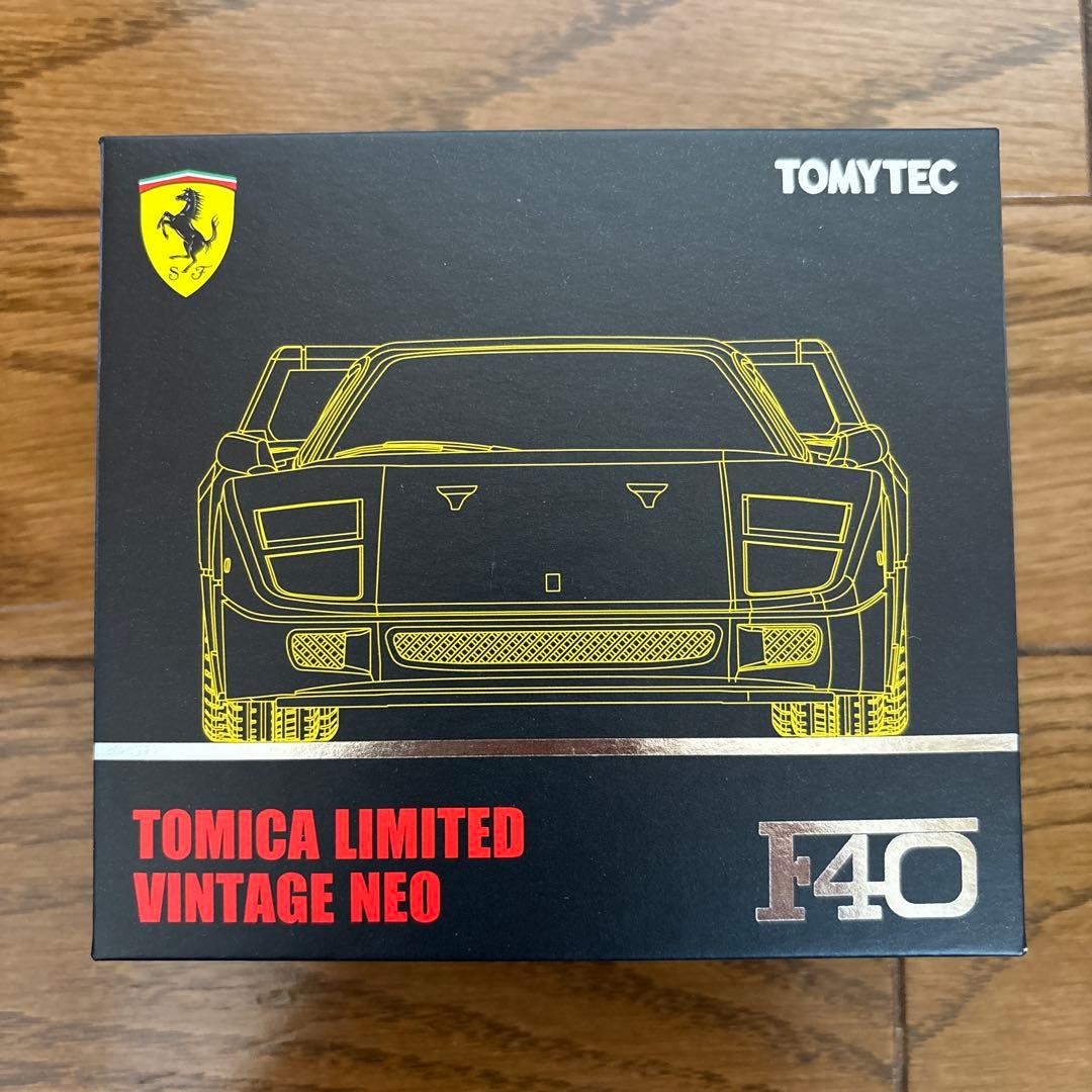 トミカリミテッドヴィンテージ ネオ F40 2台セット