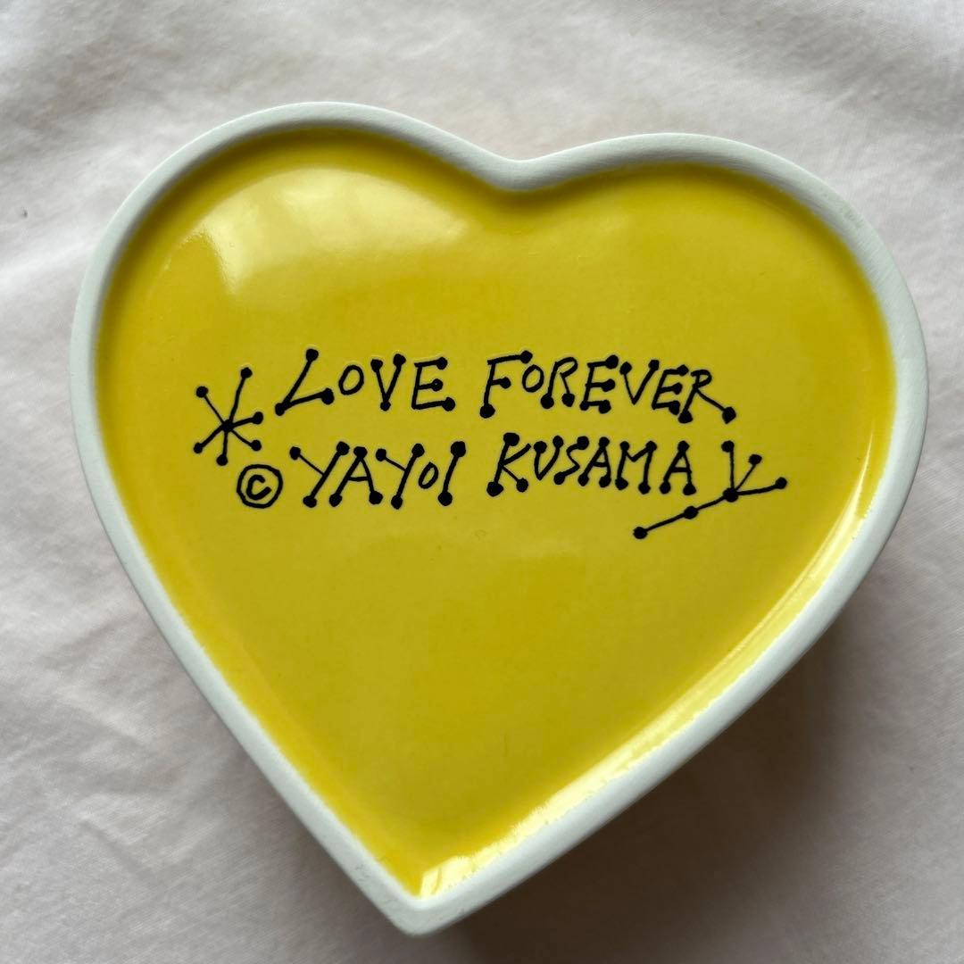希少！草間彌生　LOVE FOREVERハート型小物入れ