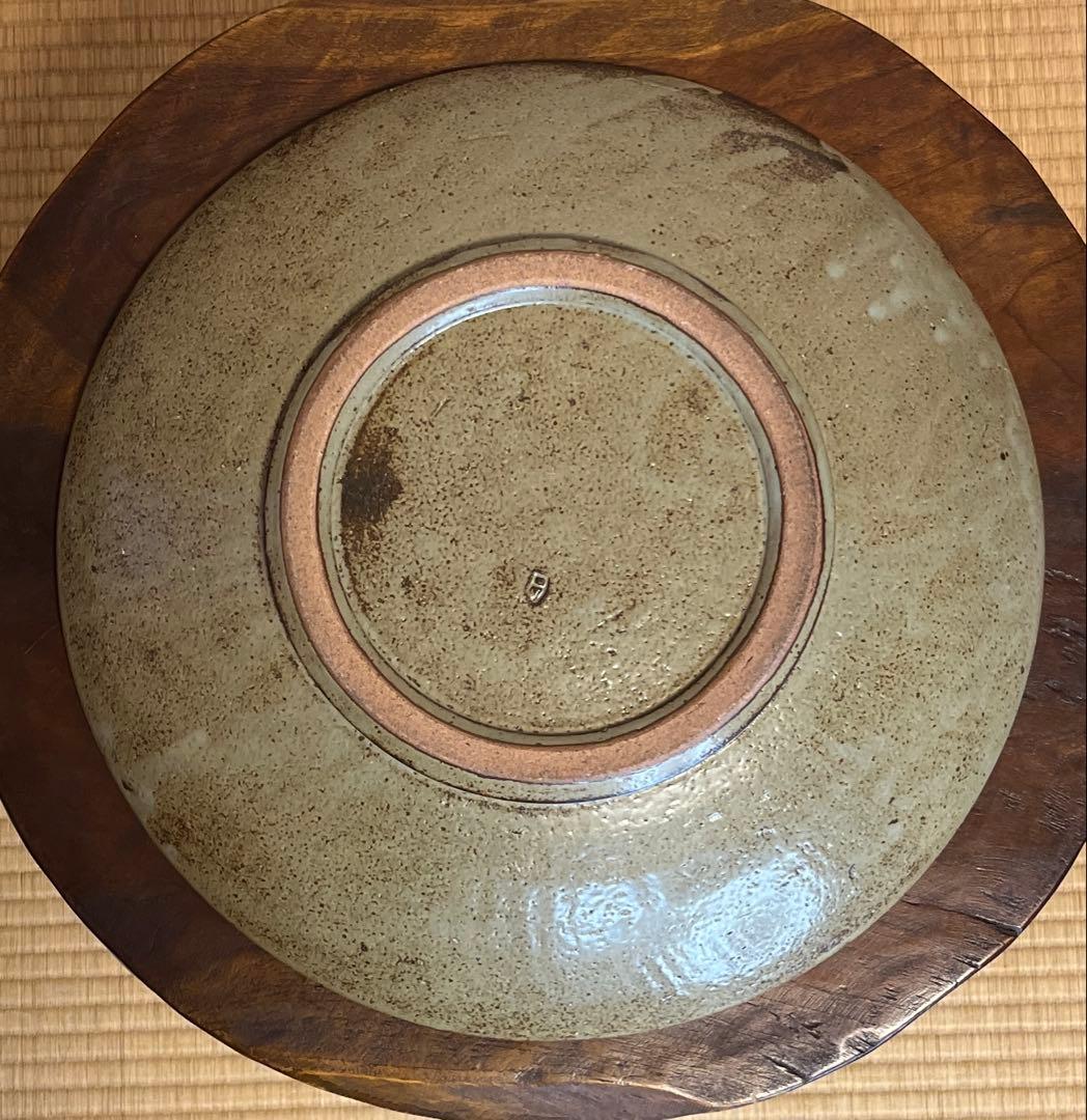 象嵌縄文皿　大皿　益子焼　島岡達三　人間国宝　箱付き　飾り台付き　未使用