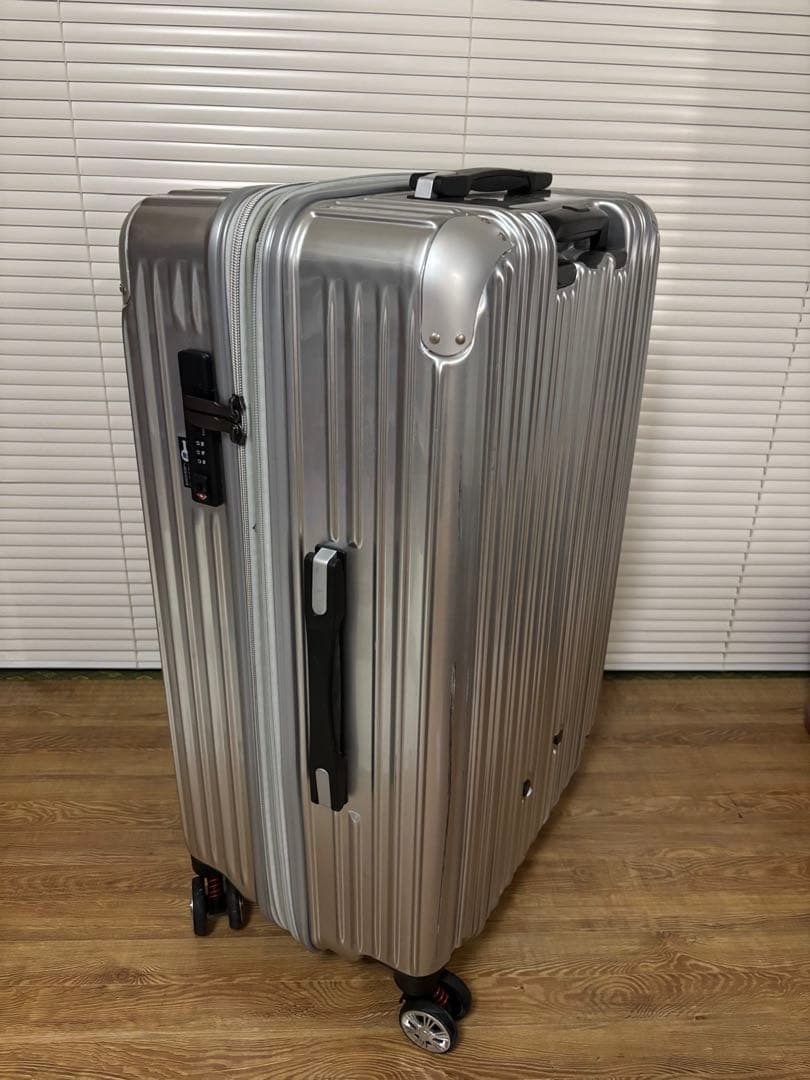 シフレ 抗菌スーツケース 97L〜102L 約4.9kg TRI2035K-67