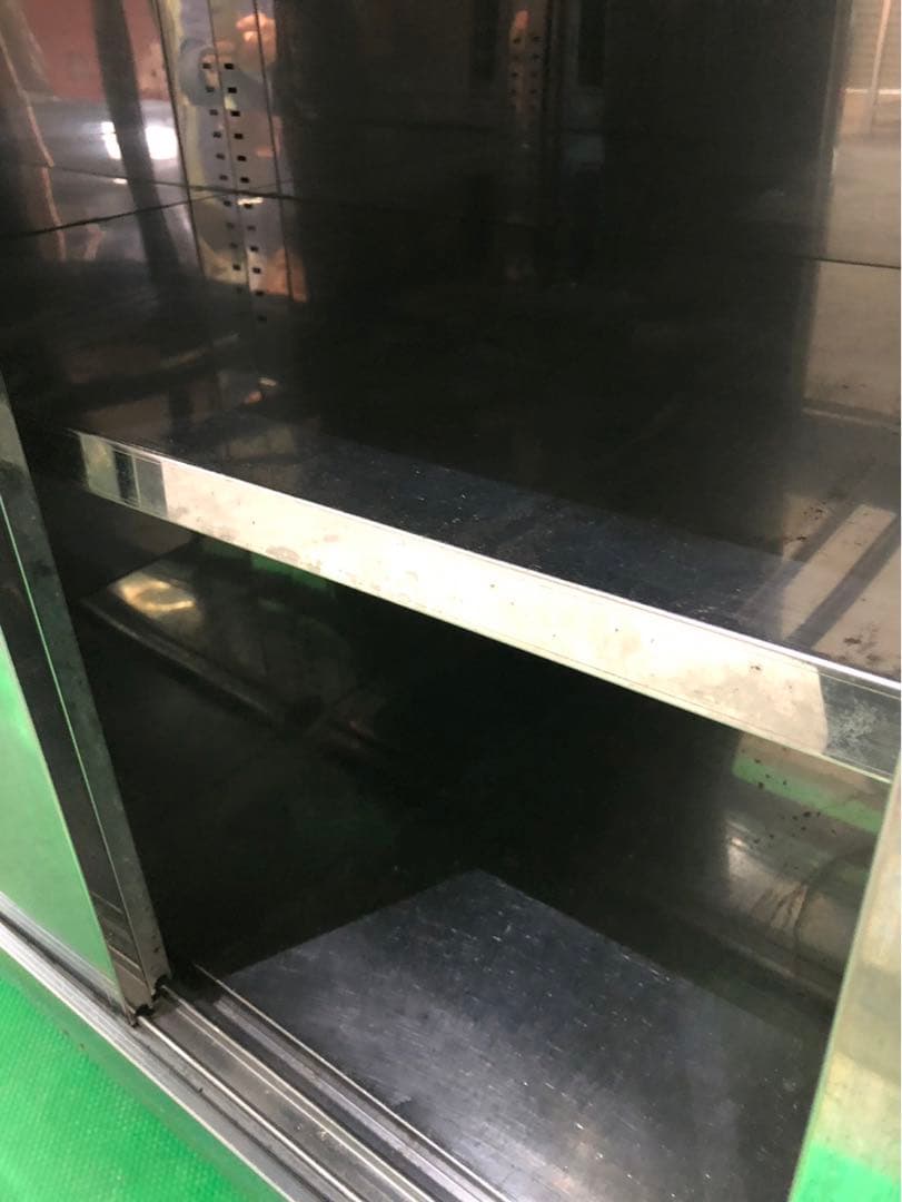 ☆地域限定送料無料☆工場整備品☆キャビネット　テーブル　幅900業務用