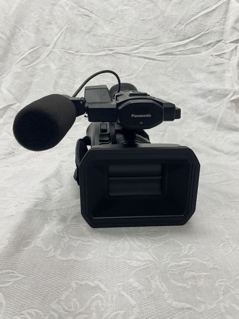 【超美品】Panasonic HC-X2 4Kビデオカメラ（おまけ付き）