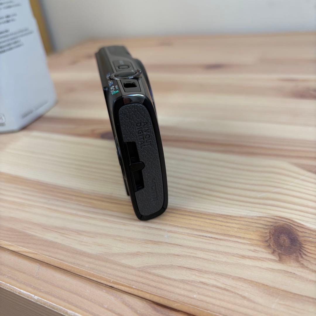 極美品　Canon キャノン　コンパクトデジタルカメラ　IXY 650 ブラック