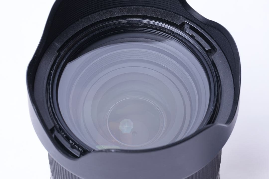 美品 TAMRON 28-200mm F/2.8-5.6 Di III RXD