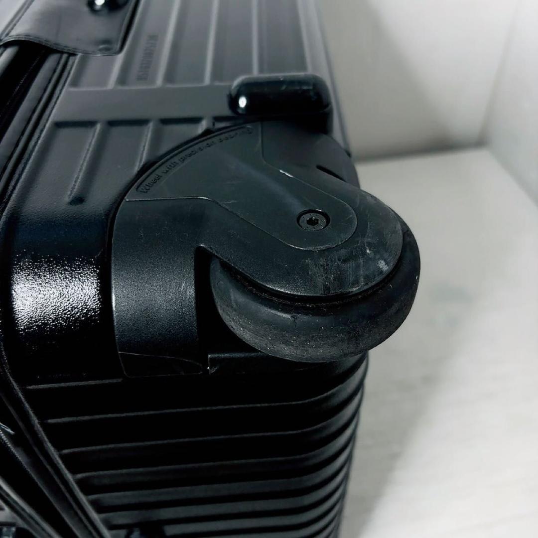 リモワ サルサ 63L 2輪 マットブラック スーツケース　851.63