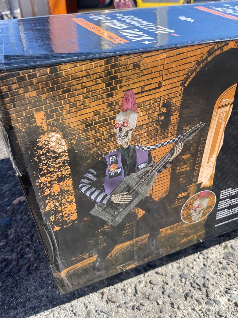 ハロウィン スケルトン パンクロッカー 約185センチコストコ店頭