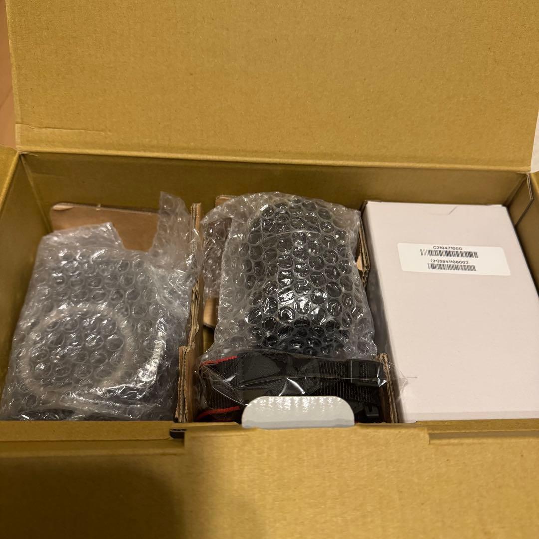 Canon EOS Kiss X9 本体 + レンズ2本