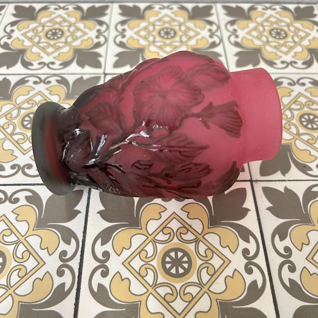 エミールガレ　果実紋　一輪挿し　花瓶　技法スフレ　被せガラス　高さ12cm