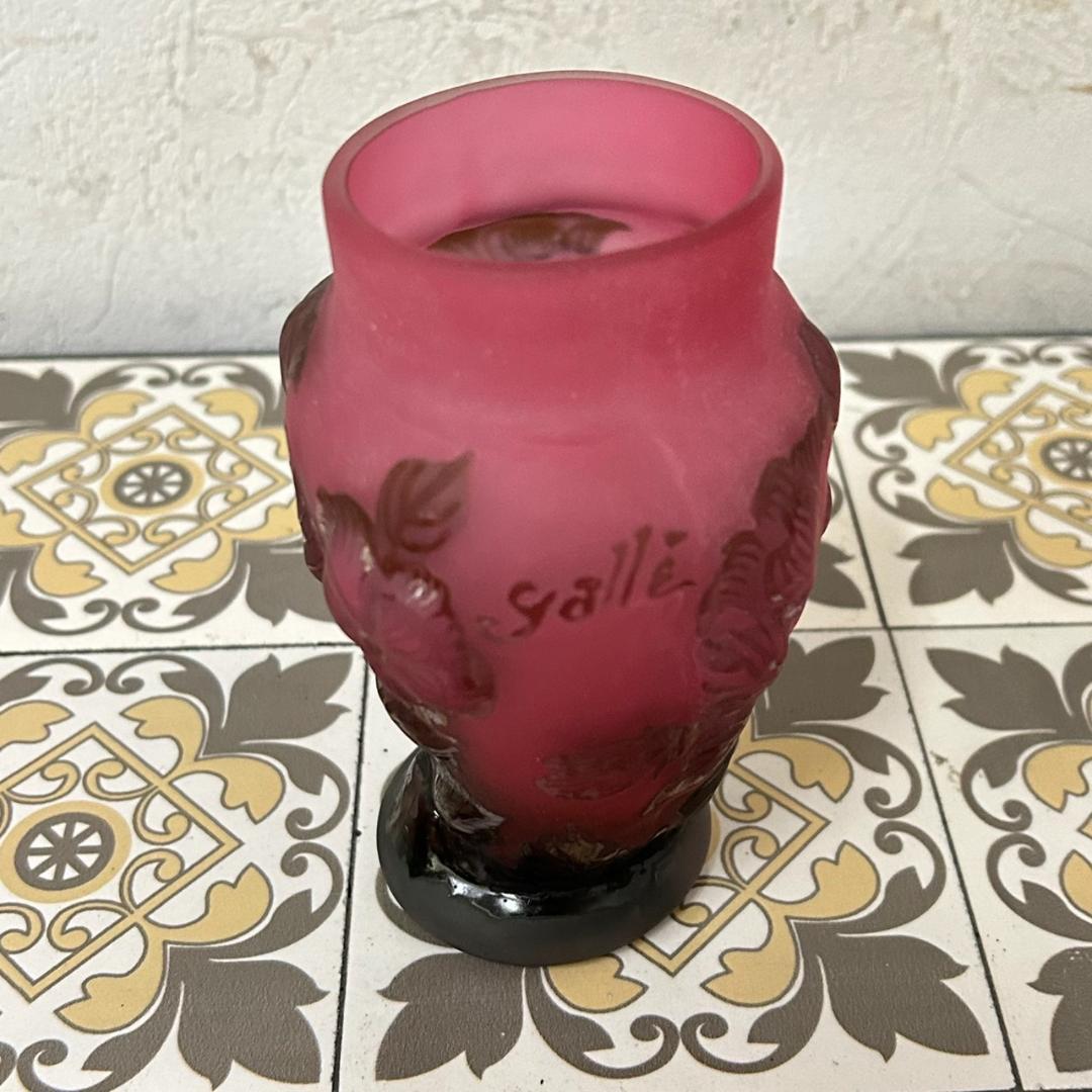 エミールガレ　果実紋　一輪挿し　花瓶　技法スフレ　被せガラス　高さ12cm