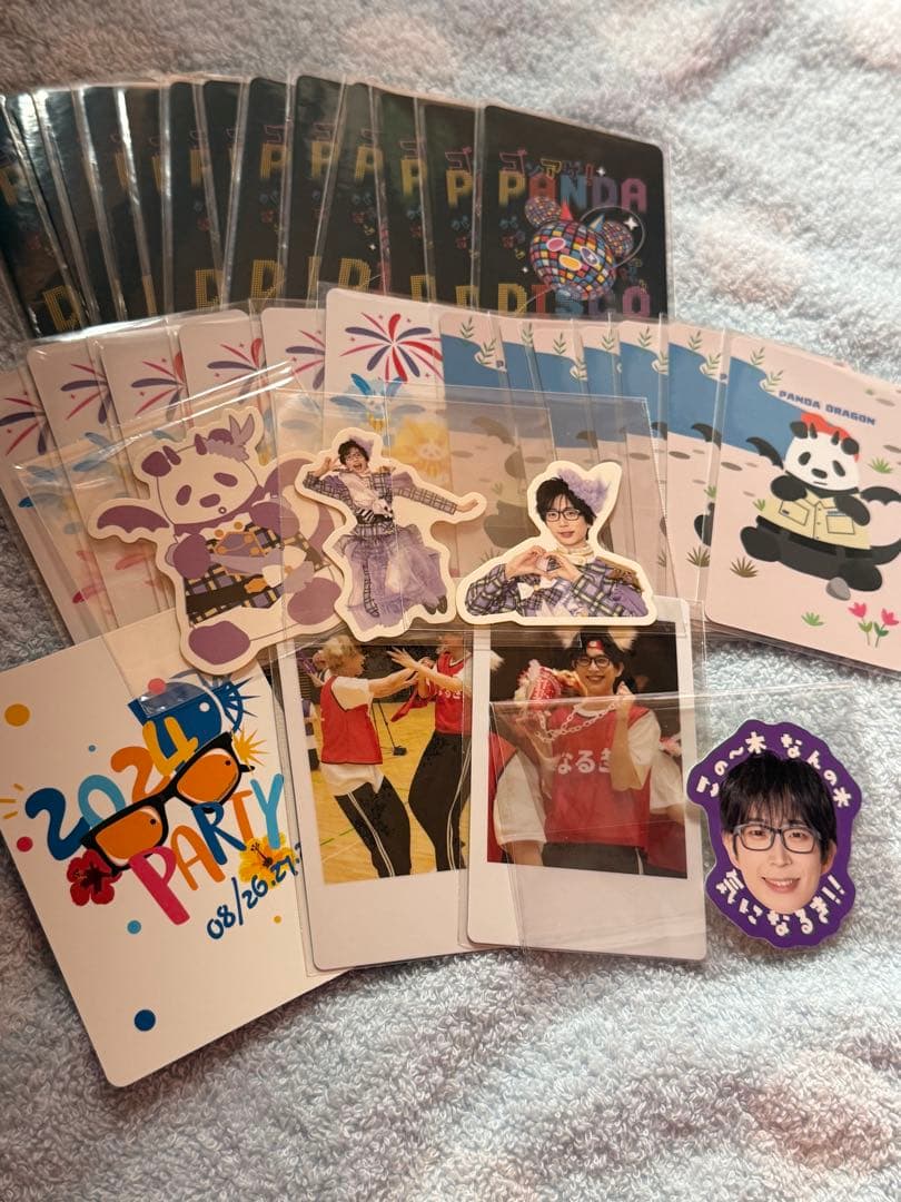 パンダドラゴン　なるき　ハピカ　トレカ　ステッカー