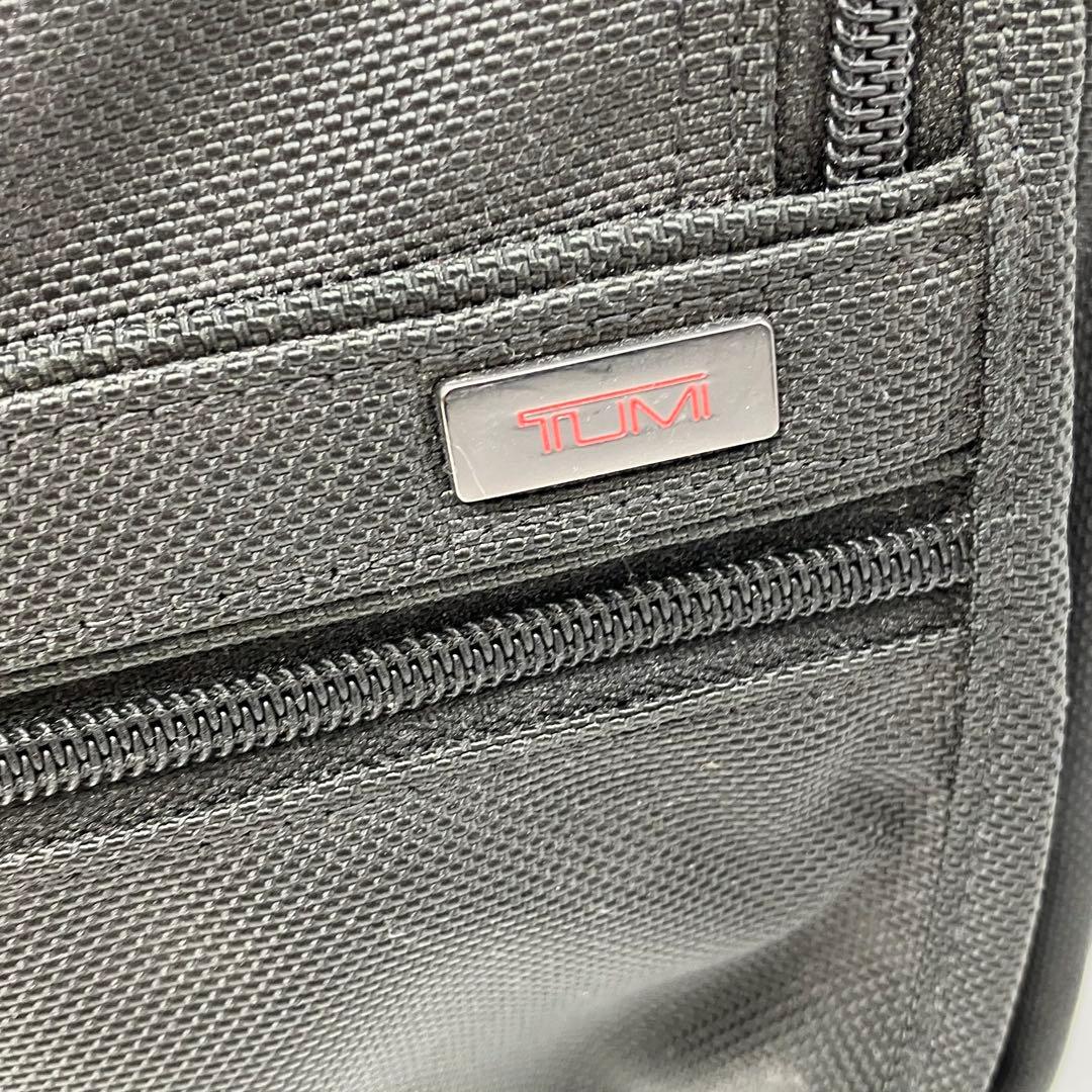 TUMI コンパクト　キャリーバッグ ビジネス 2way 機内持ち込み　黒
