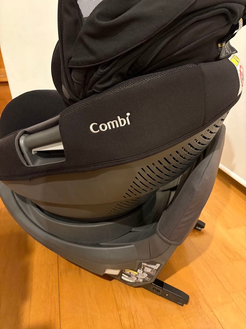【最上位】 Combi THE S plus ISOFIX ZB-750