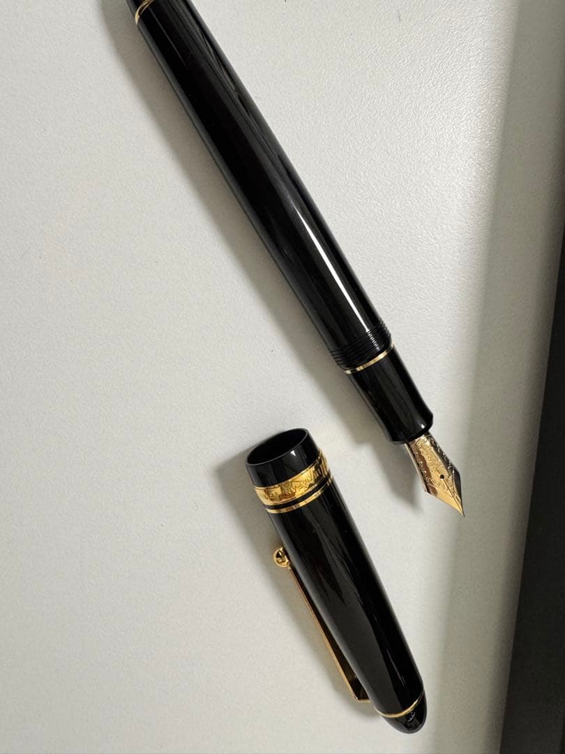 PILOT custom74万年筆