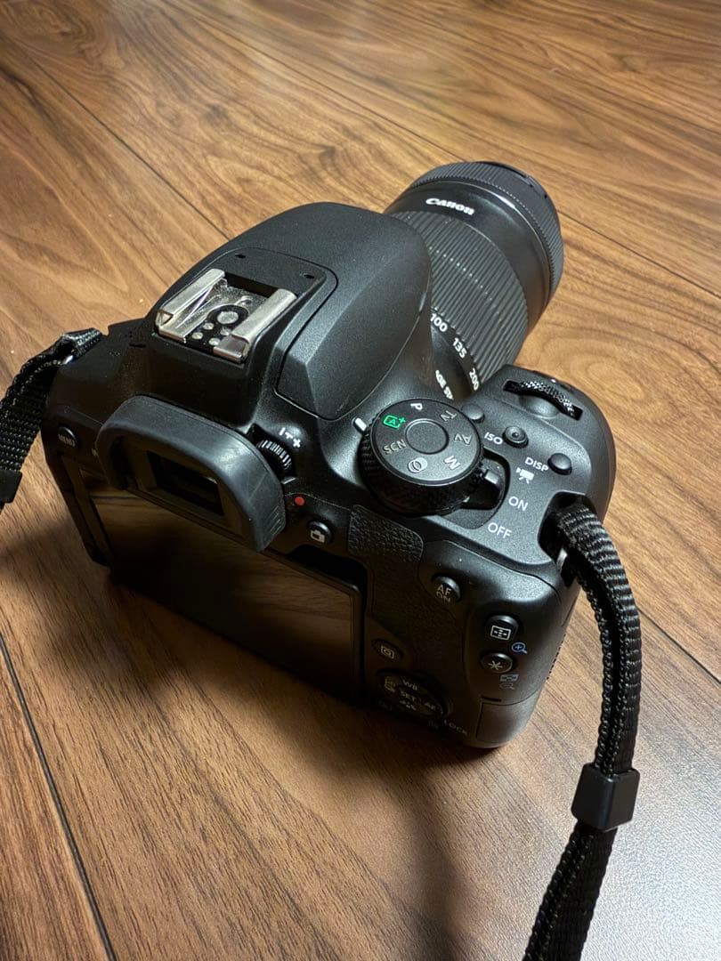 Canon EOS Kiss X10i デジタル一眼レフ ダブルズームキッド