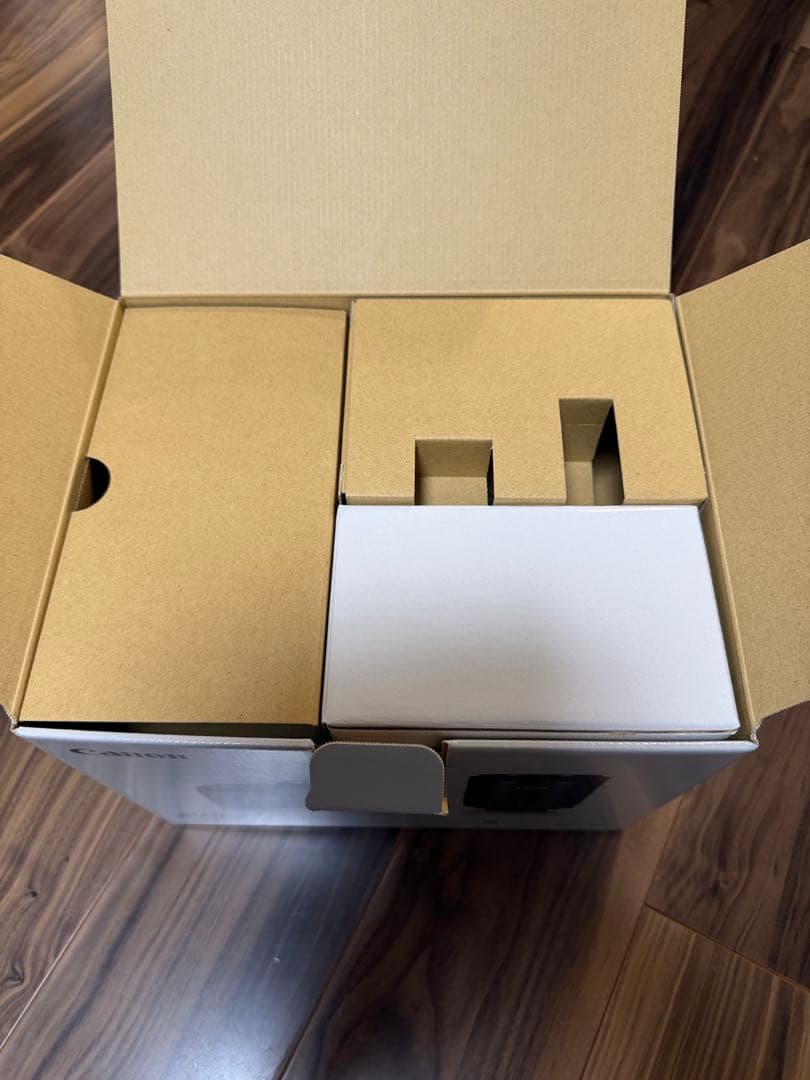 Canon EOS Kiss X10i デジタル一眼レフ ダブルズームキッド