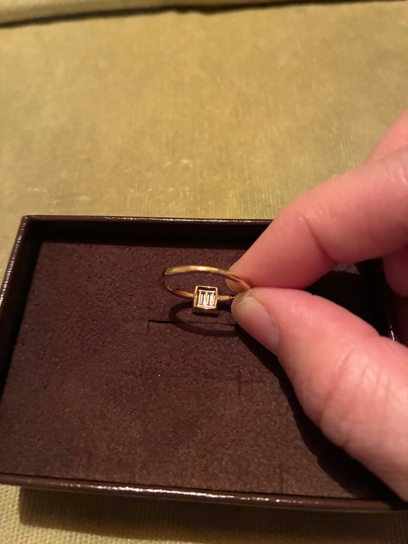 【美品】ベルシオラ リング k18 ダイヤモンド0.24カラット　11号