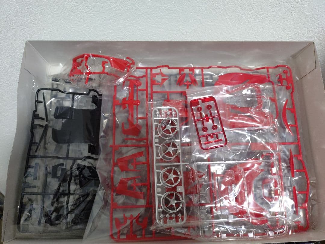 F*a様 TAMIYA LaFerrari 1/24 プラモデルキット