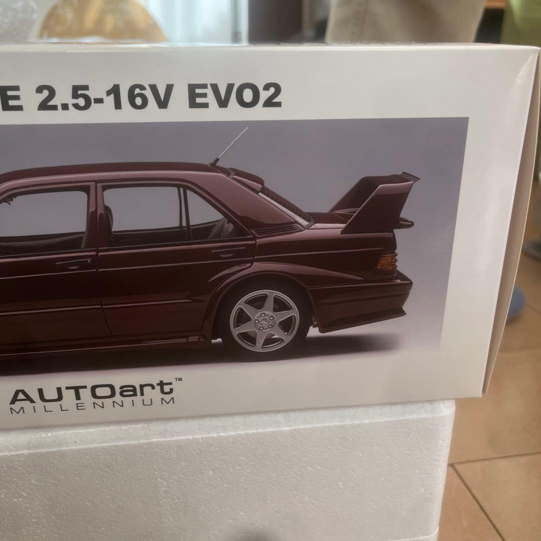 オートアート 1/18 メルセデスベンツ 190E エボリューションⅡ レッド