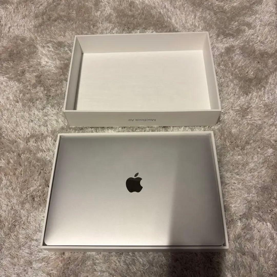 Apple MacBook 本体 充電器付き