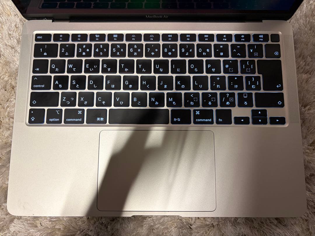 Apple MacBook 本体 充電器付き