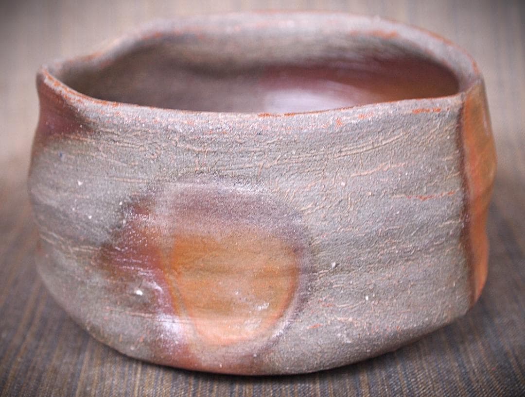 人気作家★中村和樹【師：中村真・中村六郎】★備前【窯変】茶碗A★共箱・布