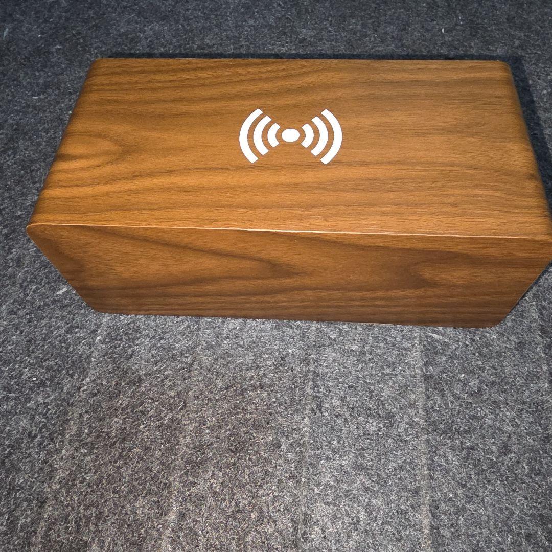 ワイヤレス　充電機能付き　クロック