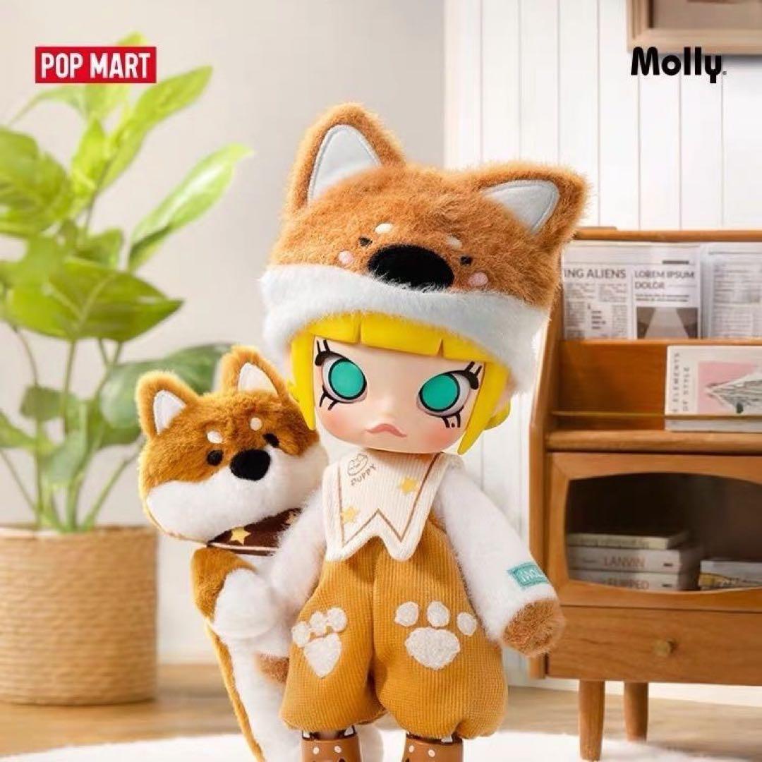 POP MART Molly Hugging アクションフィギュア