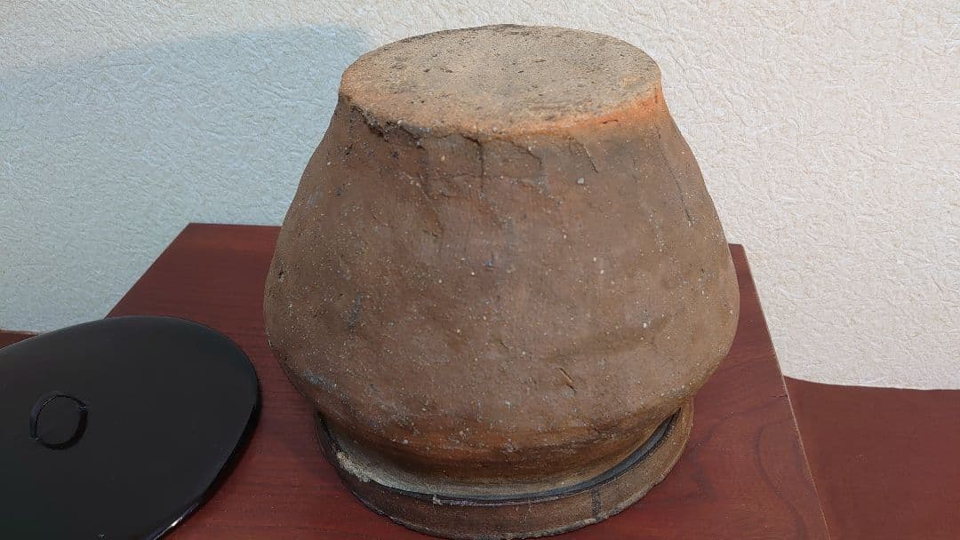 越前焼　茶道具　アンティーク陶器　水指　小壺　飾壺　漆器蓋　鎌倉　金沢茶会　１客