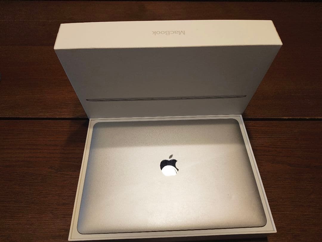 たるっぴ　MacBook2017 12インチ 8G 256GB