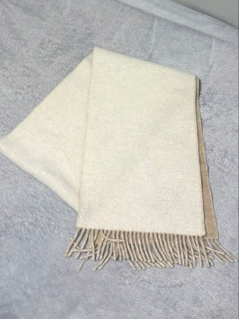 ロエベ LOEWE リバーシブルマフラー アイボリー×ライトベージュ