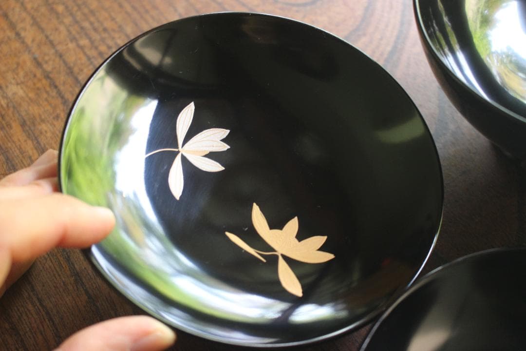 デッドストック！端正な黒漆に極上蘭蒔絵の美しいお椀2点（検輪島塗蒔絵椀雑煮椀