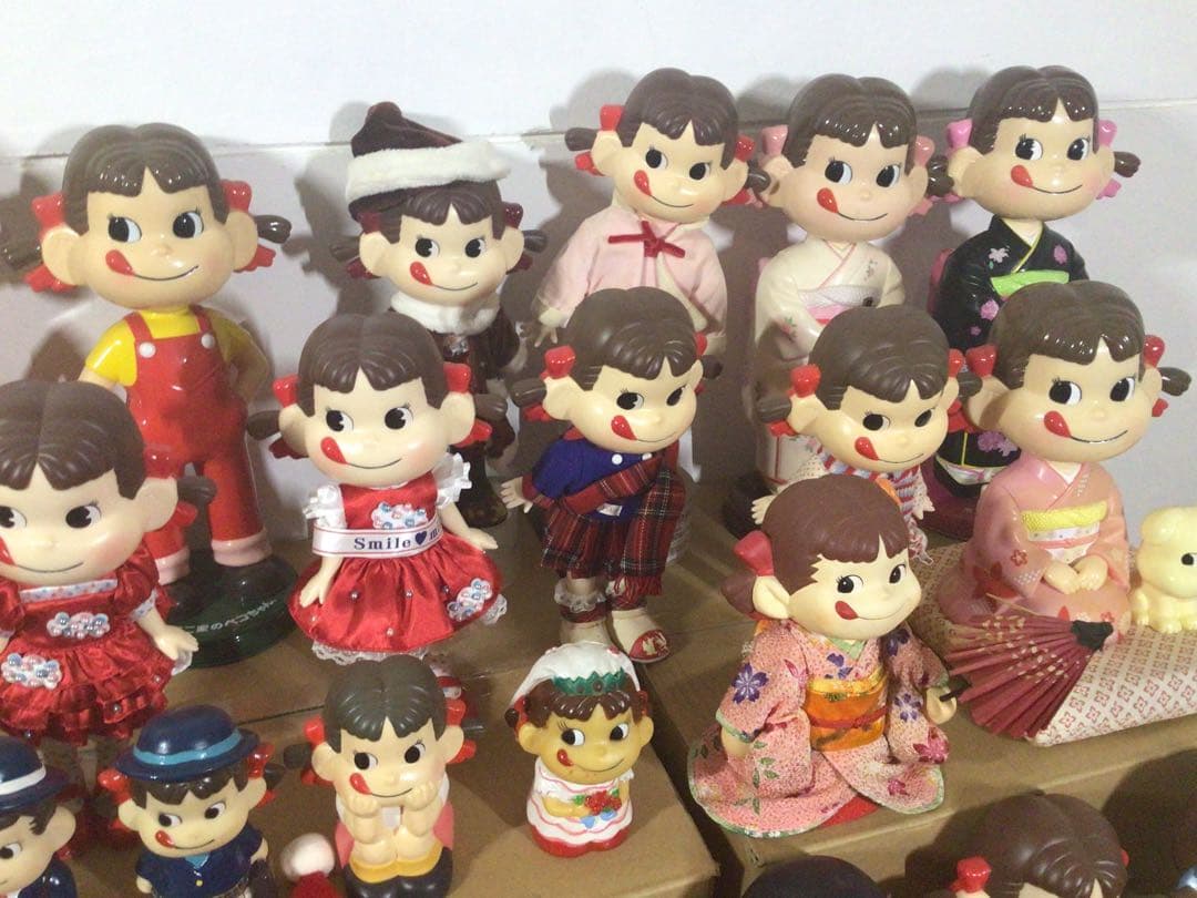 引退コレクション♪不二家 FUJIYA ペコちゃん人形 グッズ 総数200点以上