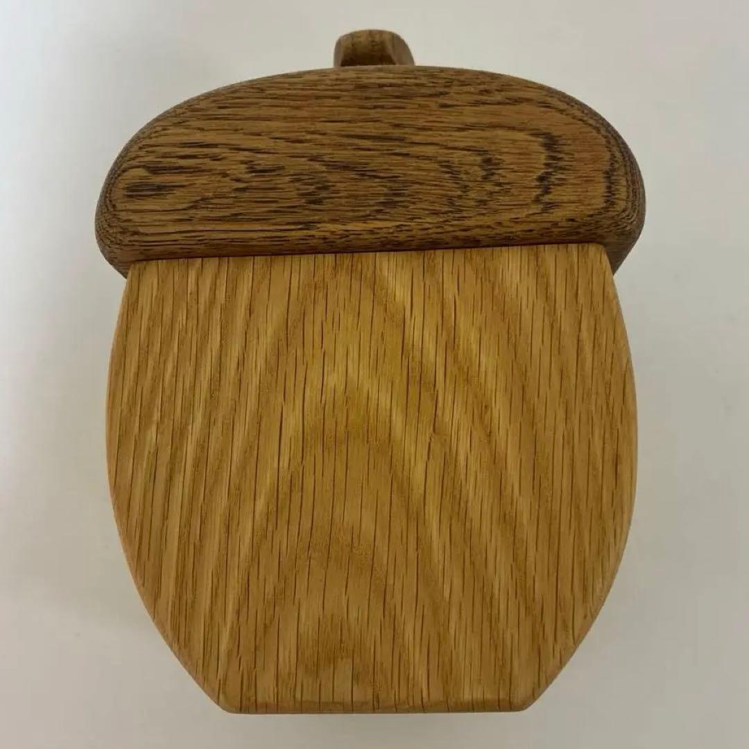 ドングリ型　木製　貯金箱