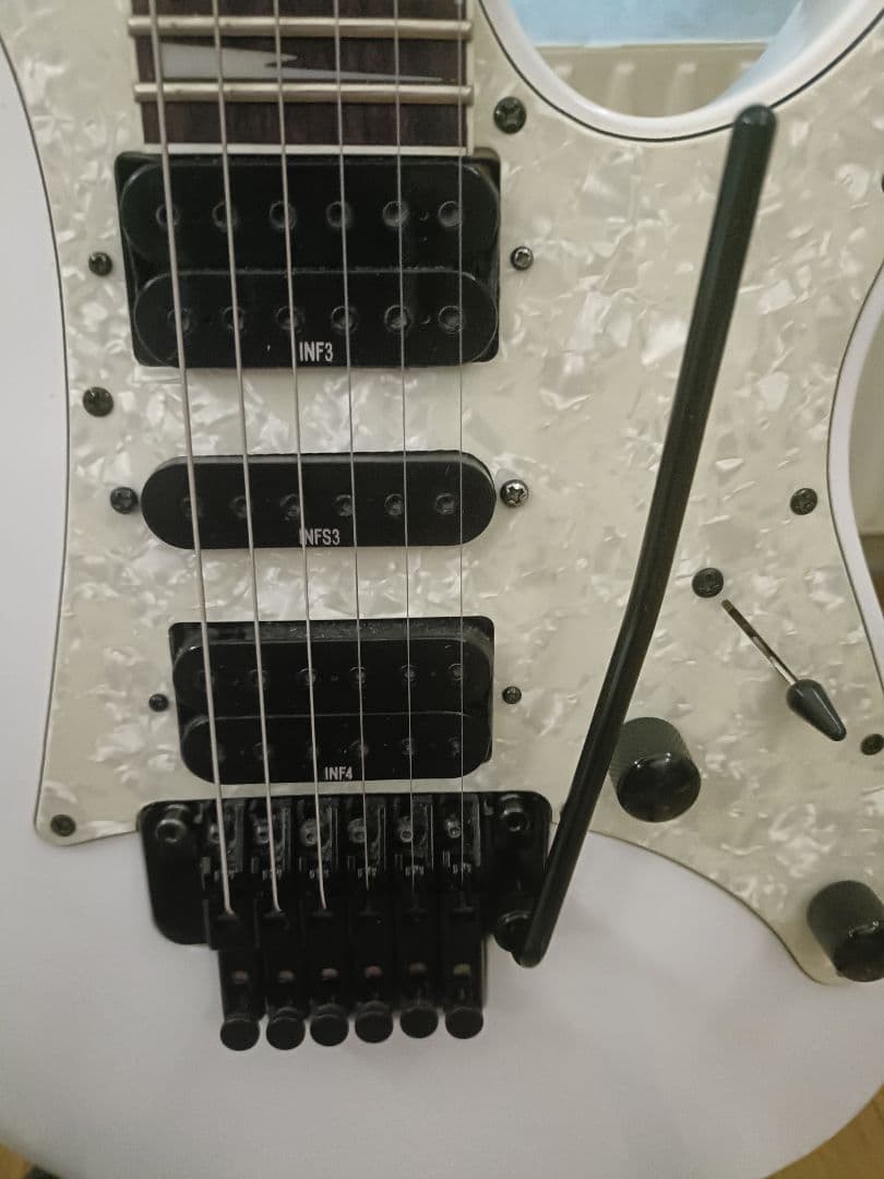 ★美品★ Ibanez RG450DXB-WH