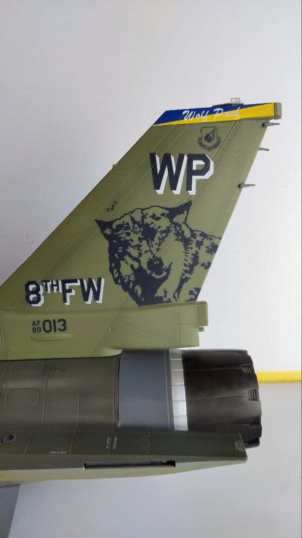 【Kanompang 1/18　F16 ウルフパック