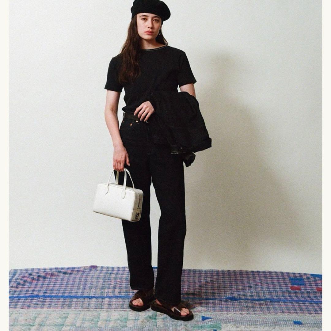 新品　TOUT Y EST トゥティエ 　ロケ スモールバッグ　完売　アイボリー