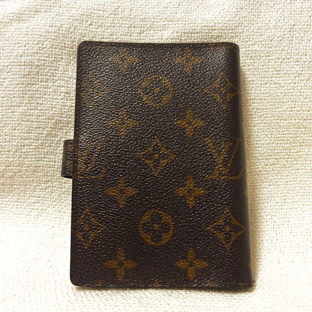 手帳　スケジュール帳　ヴィトン　ルイヴィトン　革手帳