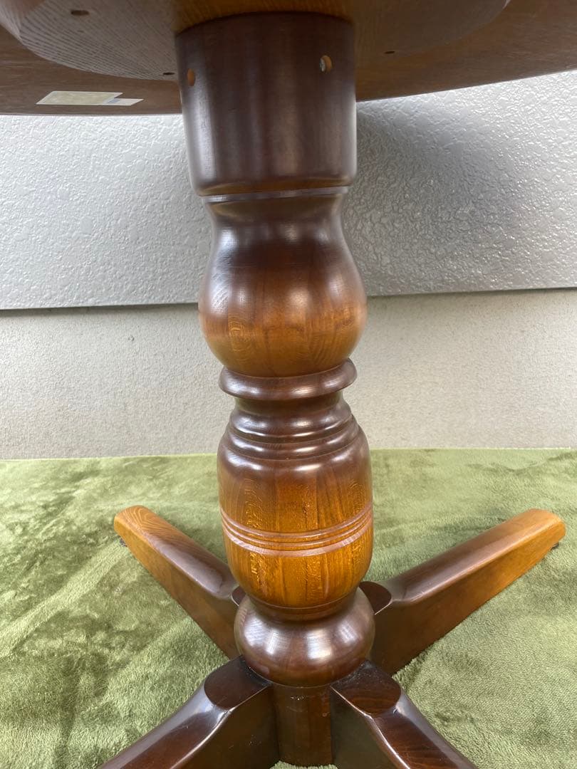 飛騨産業　キツツキマーク　コーヒーテーブル　円卓　ラウンドテーブル　RN