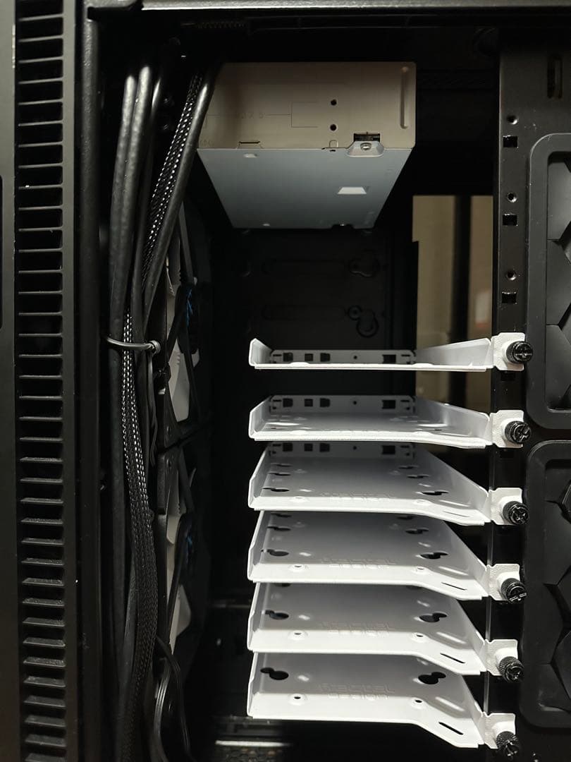 PCケース(自作PC用) Fractal Design Define R6 USB-C