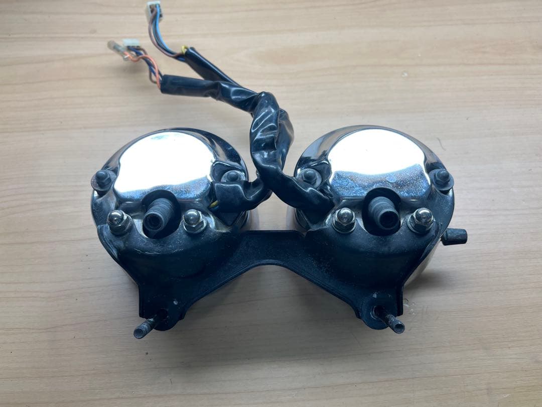 YAMAHA SR400 純正メーター（スピードメーター / タコメーター ）